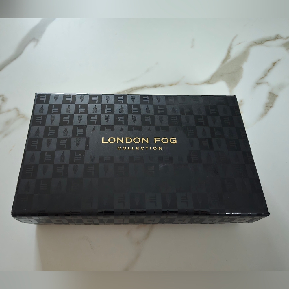✨ NIB London Fog Quilted Black Zip Around Wallet ✨ MSRP $58 - Picture 8 of 8